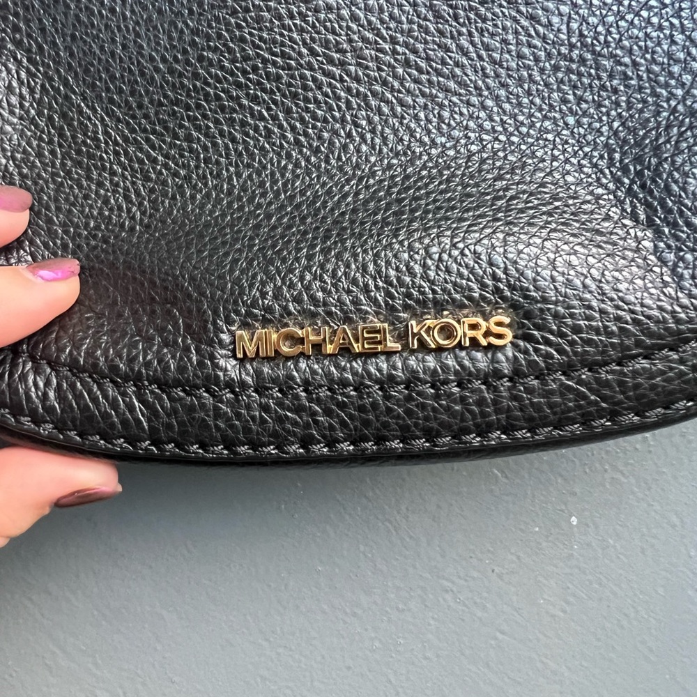 Michael Kors Black Leather Shoulder Bag with Gold Hardware - Picture 9 of 9